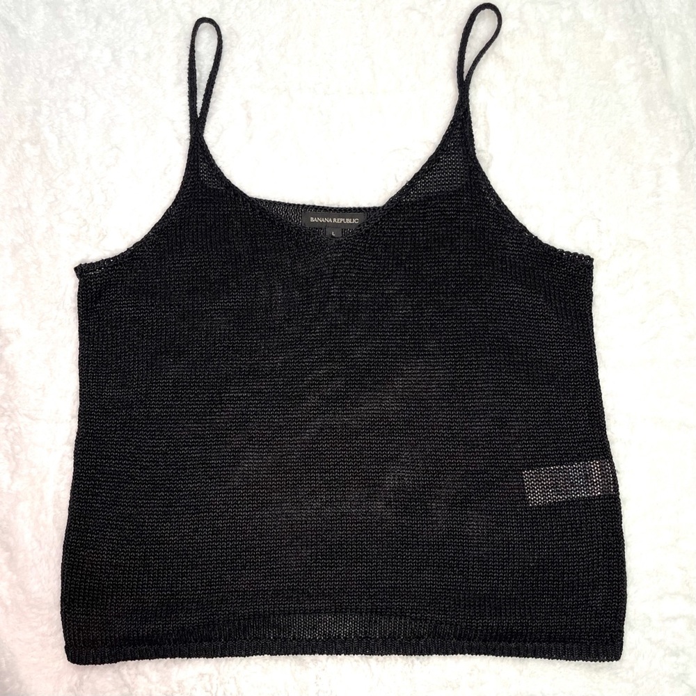 Banana Republic black crochet tank in size large